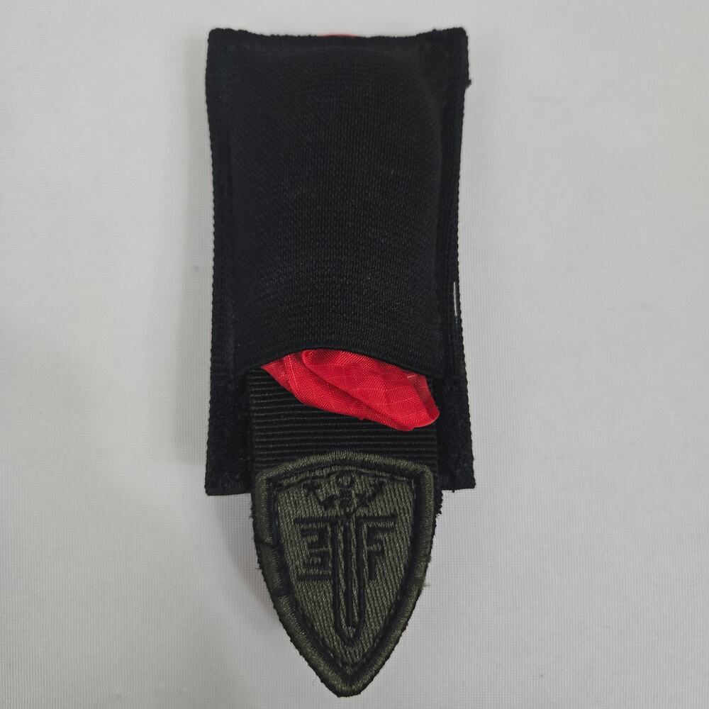 ELITE FORCE Airsoft Kill Rag with Integrated Snap Pouch - Black (MOLLE/Helmet)